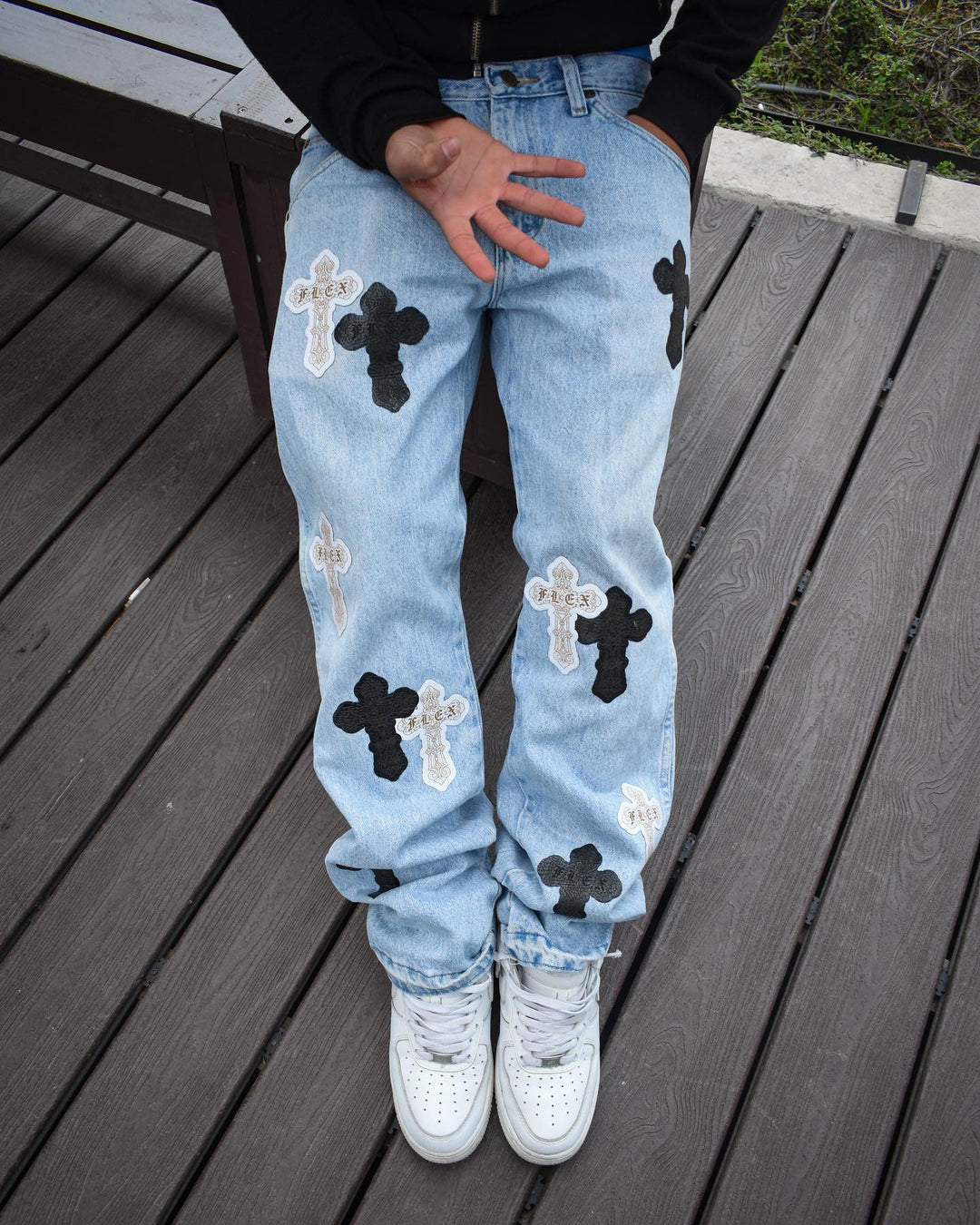 Personalized street style cross print jeans